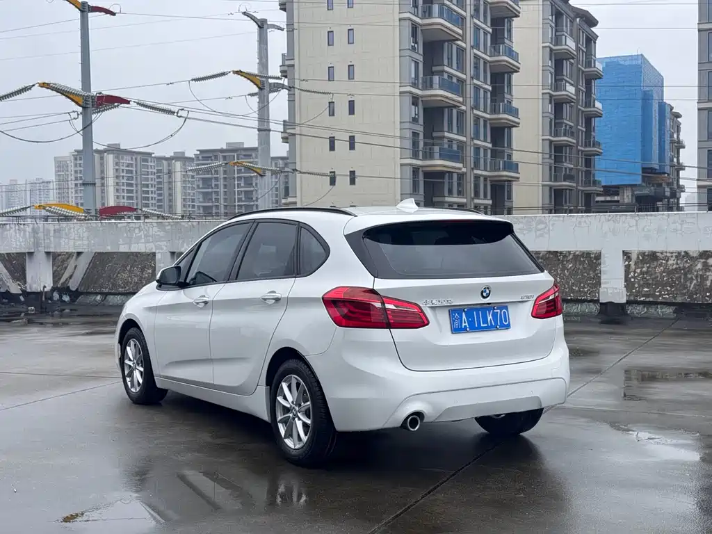 BMW 2 Series Active Tourer 2018 — фото 6