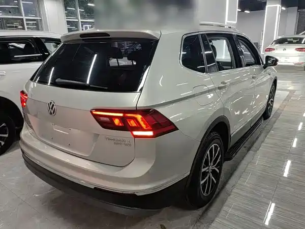 Volkswagen Tiguan L 2018