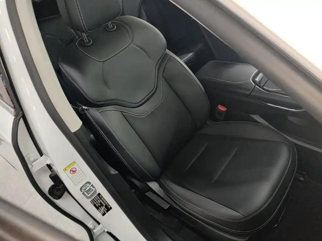 Haval H6 2023 — фото 25