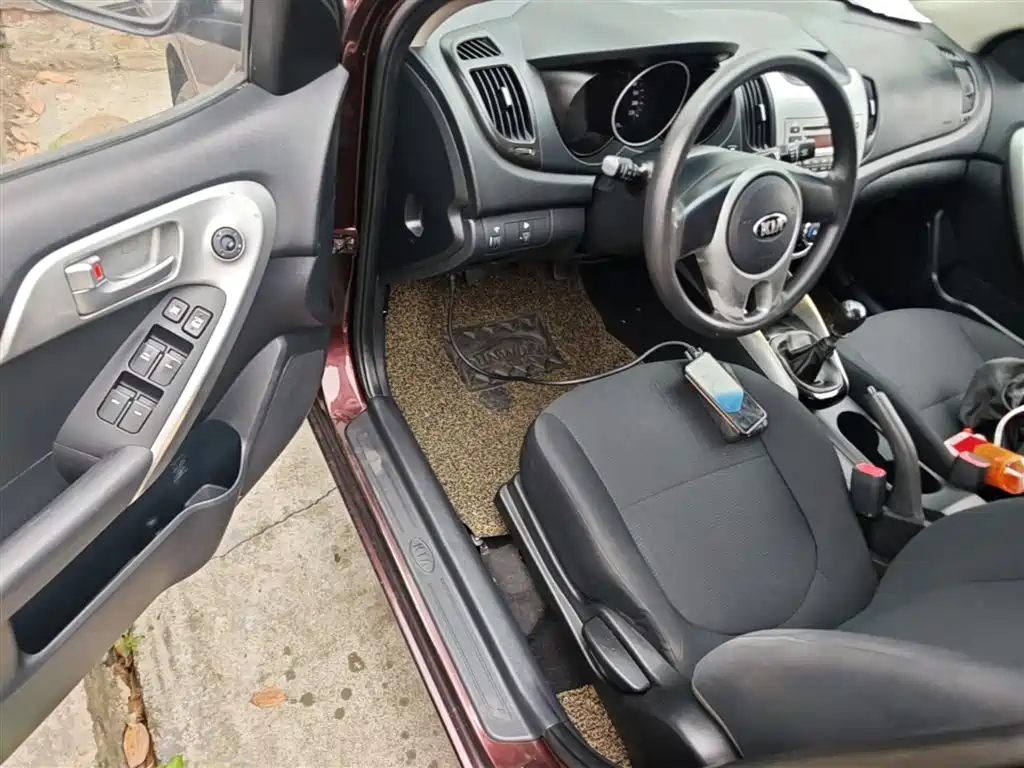 Kia Forte 2015 — фото 16