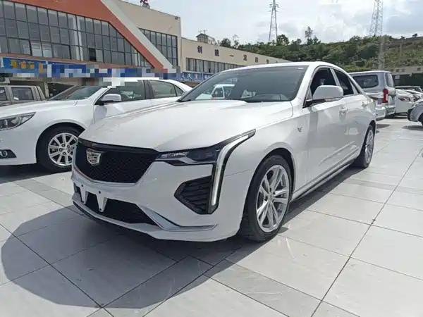Cadillac CT4 2021