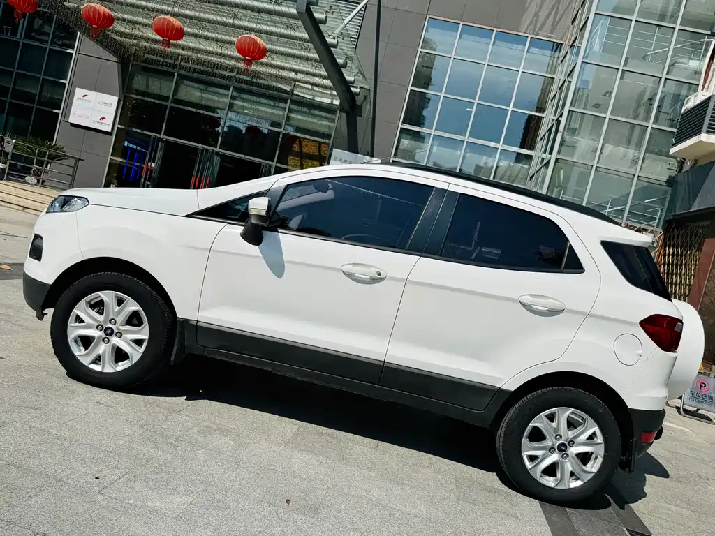 Ford Ecosport 2017 — фото 8