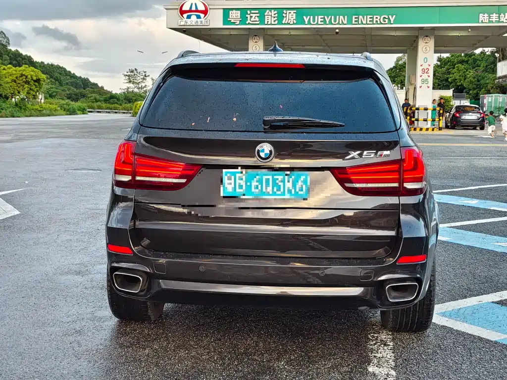 BMW X5 2015 — фото 8