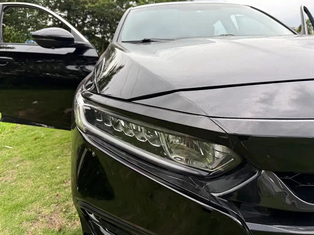 Honda Accord 2020 — фото 15