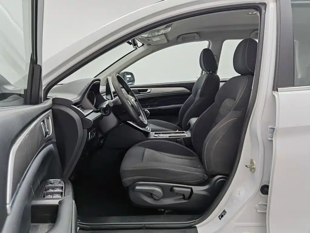 Haval M6 2023 — фото 10