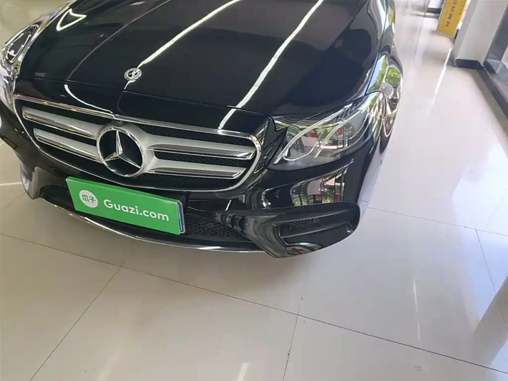 Mercedes-Benz E-Class 2020 — фото 24