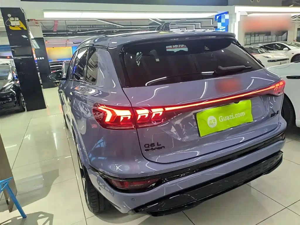 Audi Q6L e-tron 2025 — фото 5