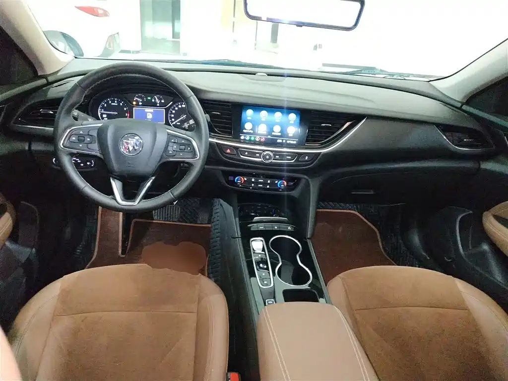 Buick Regal 2023 — фото 10