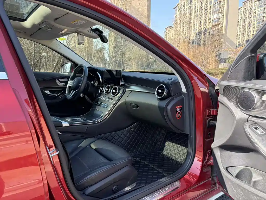 Mercedes-Benz C-Class 2019 — фото 10