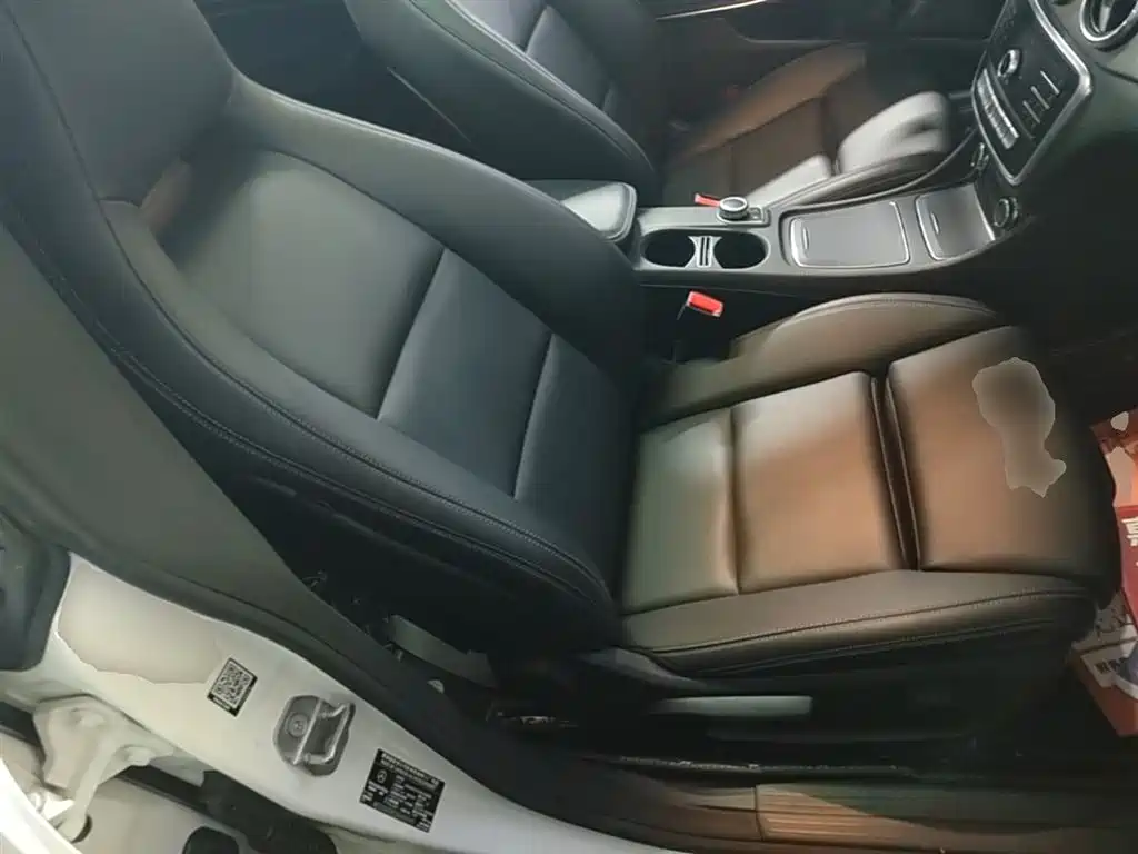 Mercedes-Benz CLA 2018 — фото 25