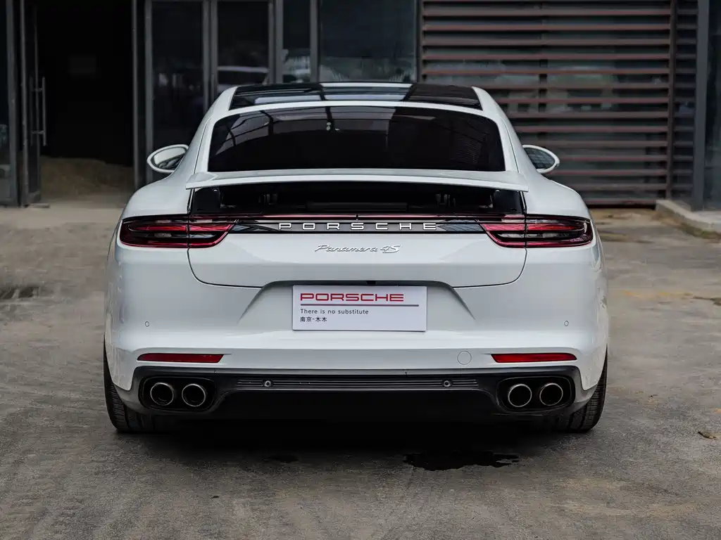Porsche Panamera 2017 — фото 4