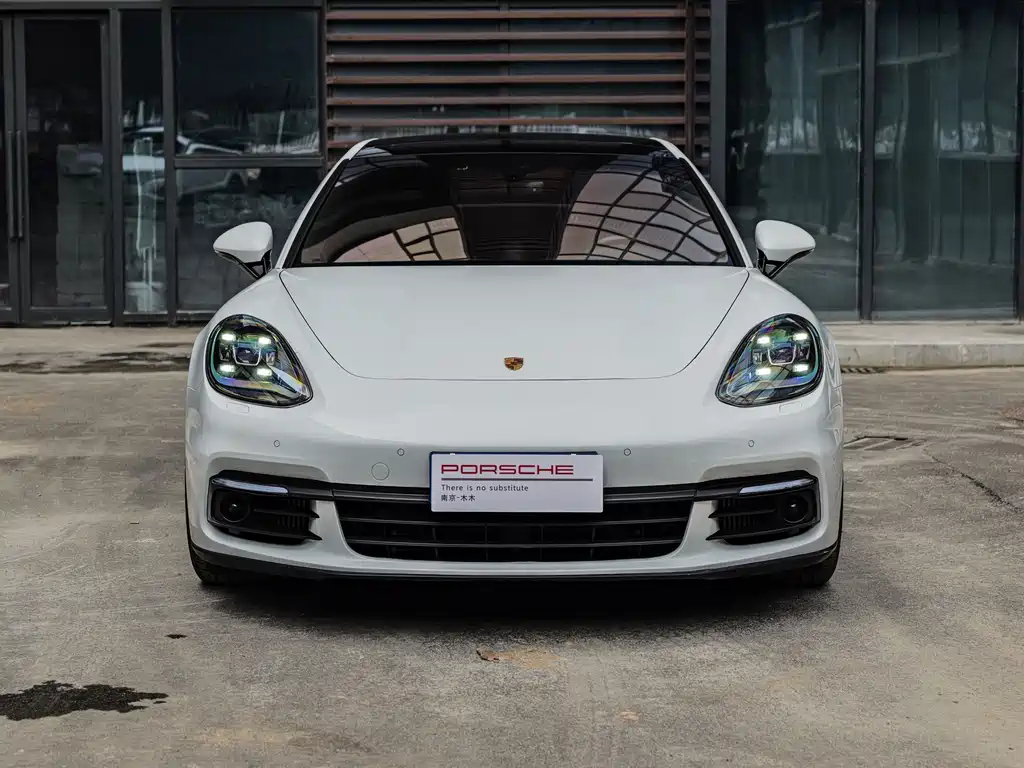 Porsche Panamera 2017 — фото 2