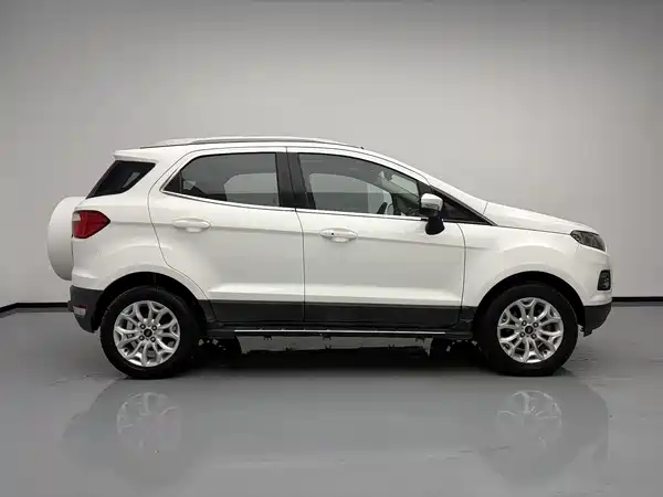 Ford EcoSport 2015