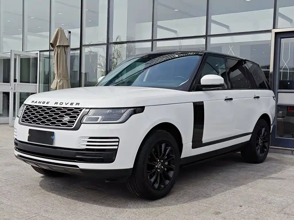 Land Rover Range Rover 2018 — фото 1