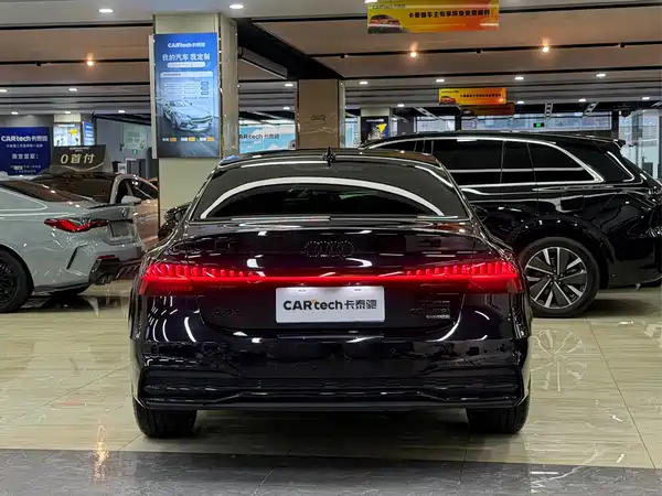 Audi A7L 2024