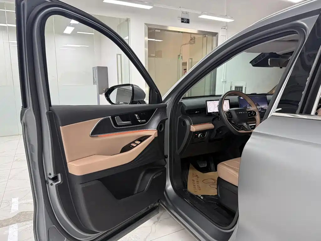 Chery Tiggo 8L 2025 — фото 7