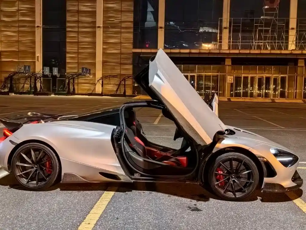 McLaren 720S 2018 — фото 5