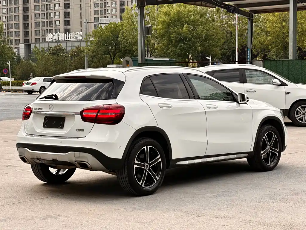 Mercedes-Benz GLA 2018 — фото 7