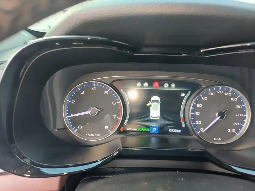 GAC Motor Trumpchi GS8 2019 — фото 12