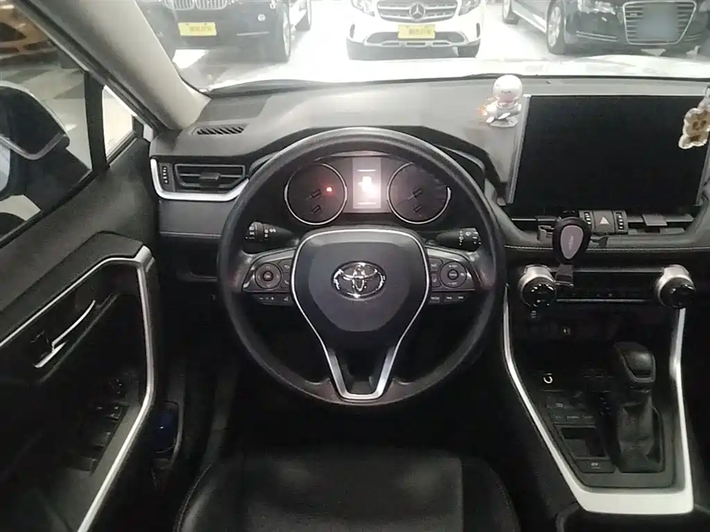 Toyota Wildlander 2020 — фото 11
