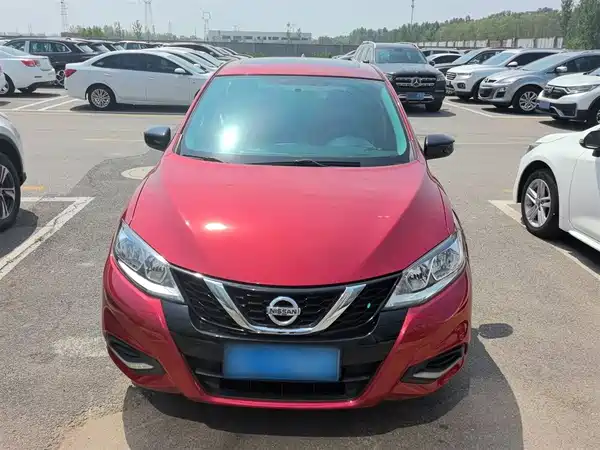 Nissan Tiida 2021