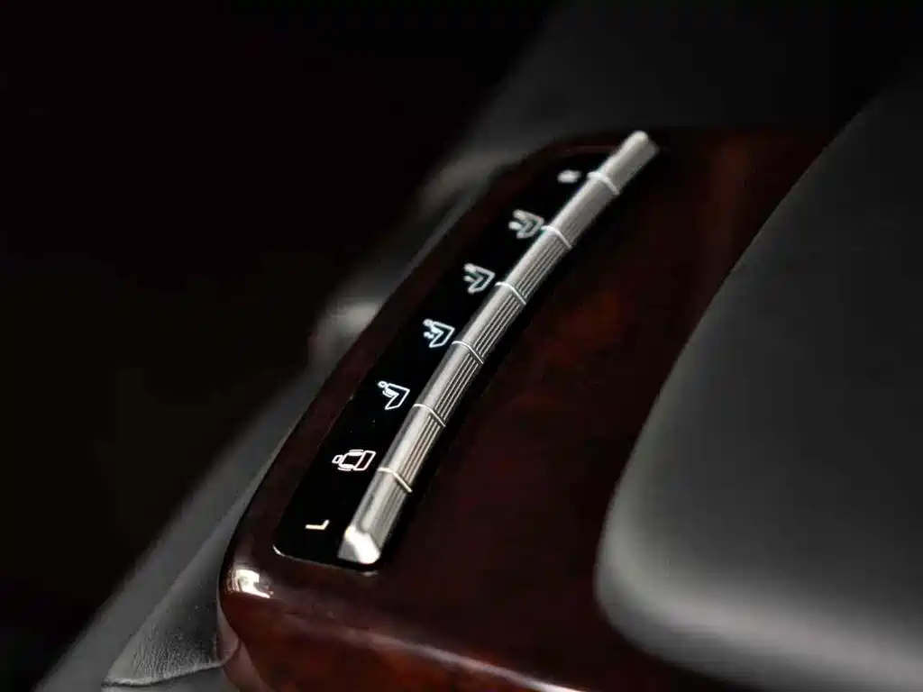 Mercedes-Benz S-Class AMG 2011 — фото 22