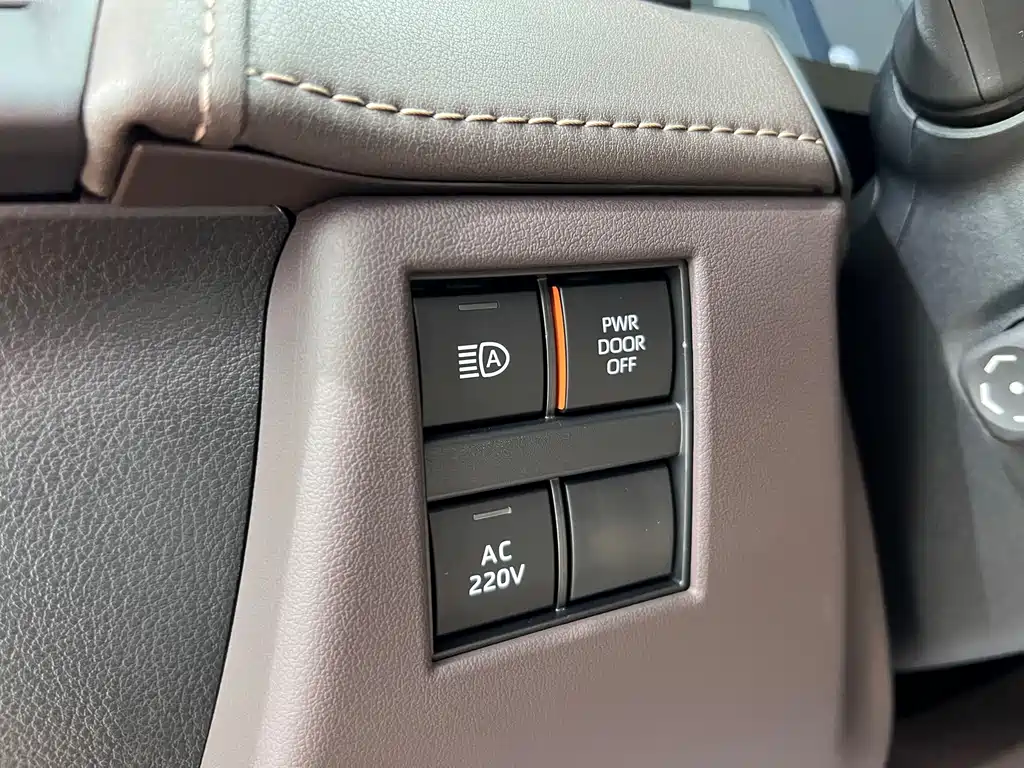 Toyota Alphard 2026 — фото 17
