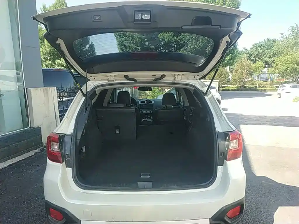 Subaru Outback 2015 — фото 15