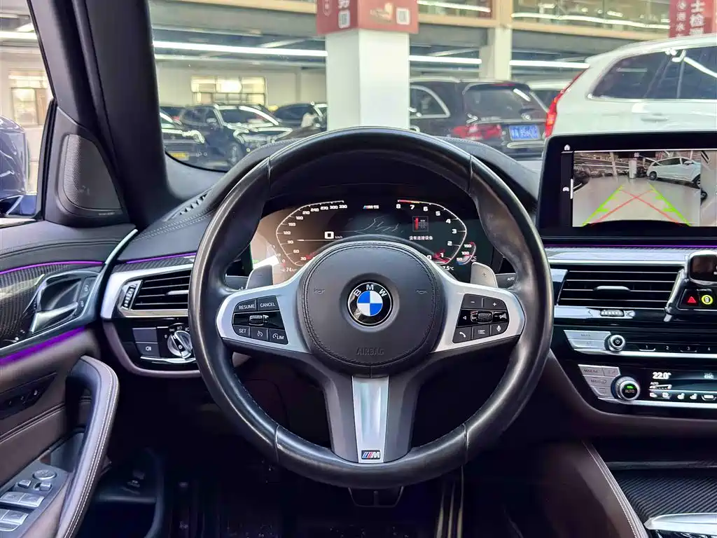 BMW 5 Series 2022 — фото 15