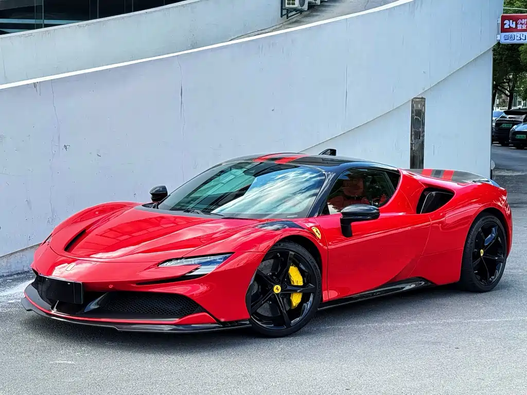 Ferrari SF90 2021 — фото 1