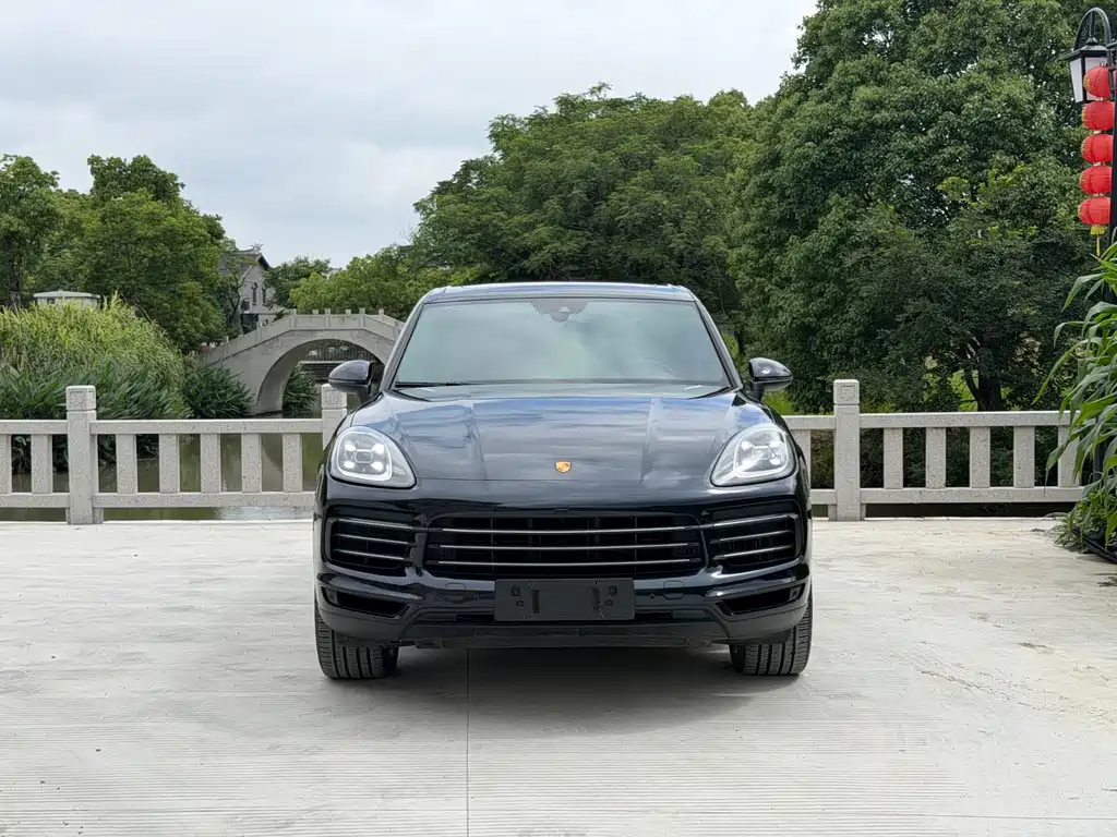 Porsche Cayenne Hybrid 2021 — фото 2