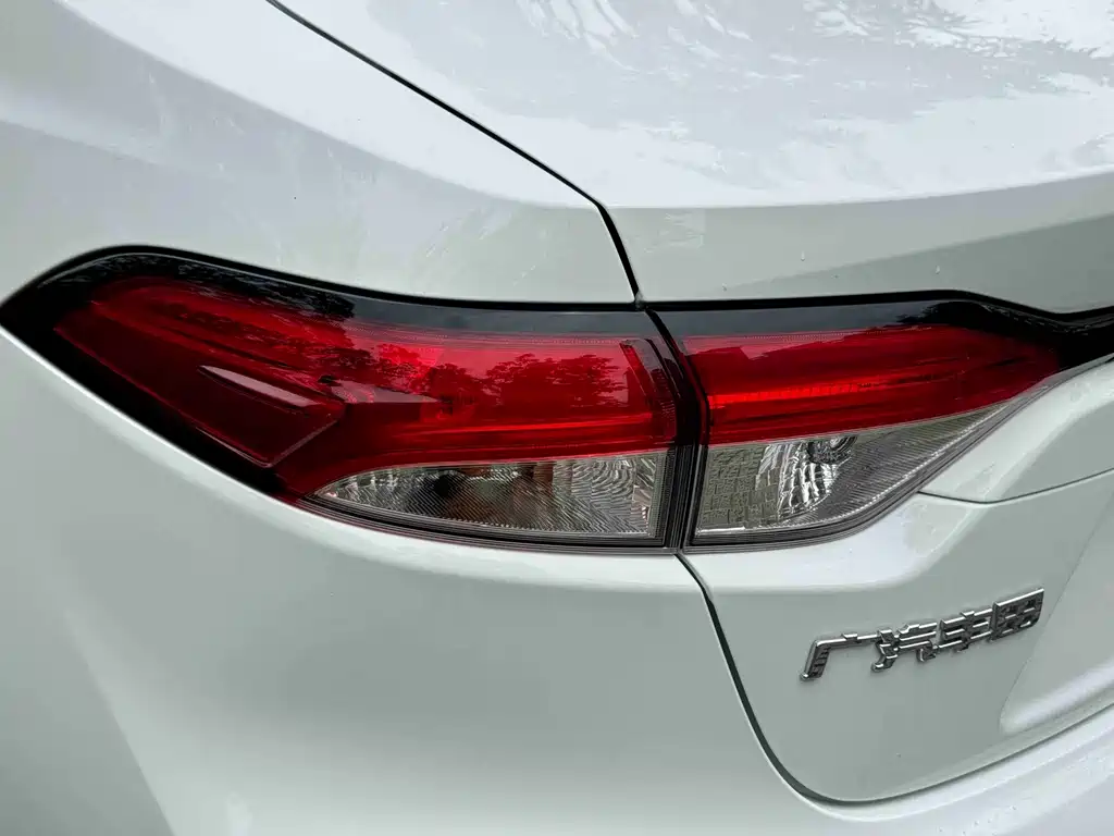 Toyota Levin 2022 — фото 35