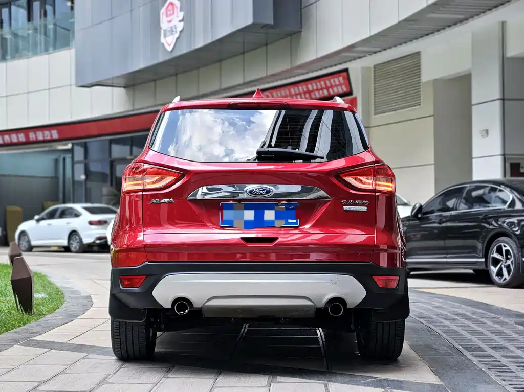 Ford Kuga 2013 — фото 10