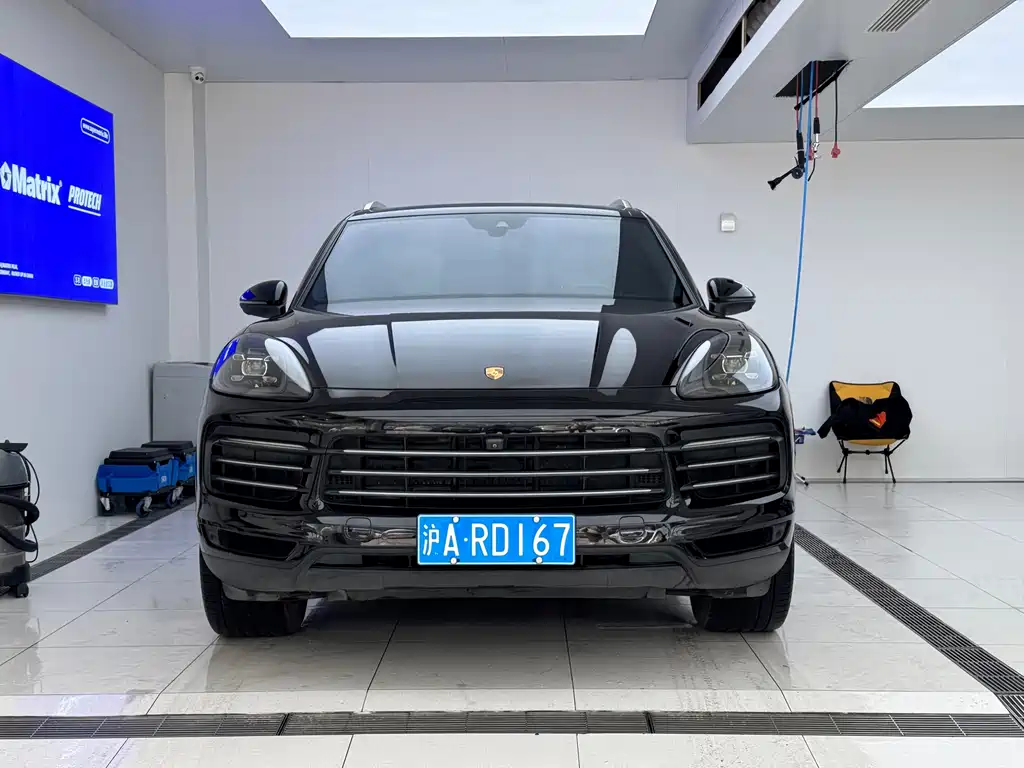 Porsche Cayenne 2018 — фото 2