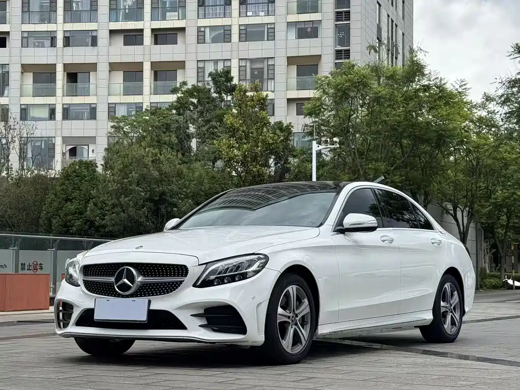 Mercedes-Benz C-Class 2020 — фото 1