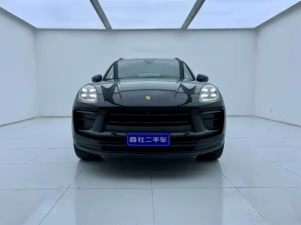 Porsche Macan 2024