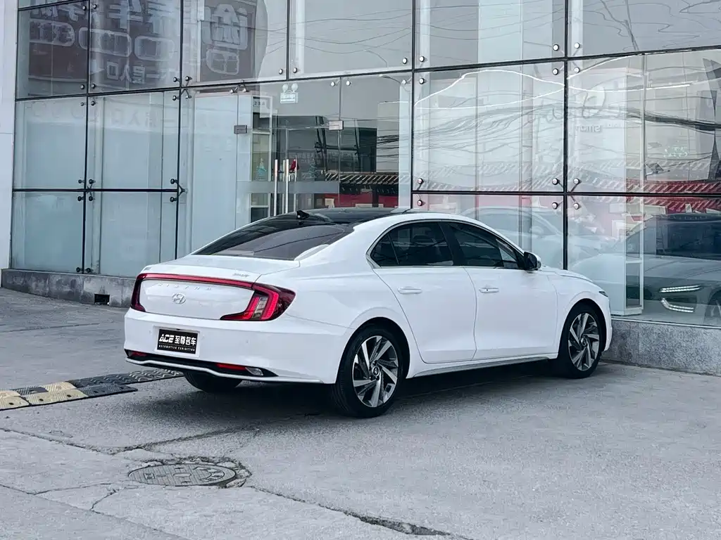 Hyundai Mistra 2022 — фото 4