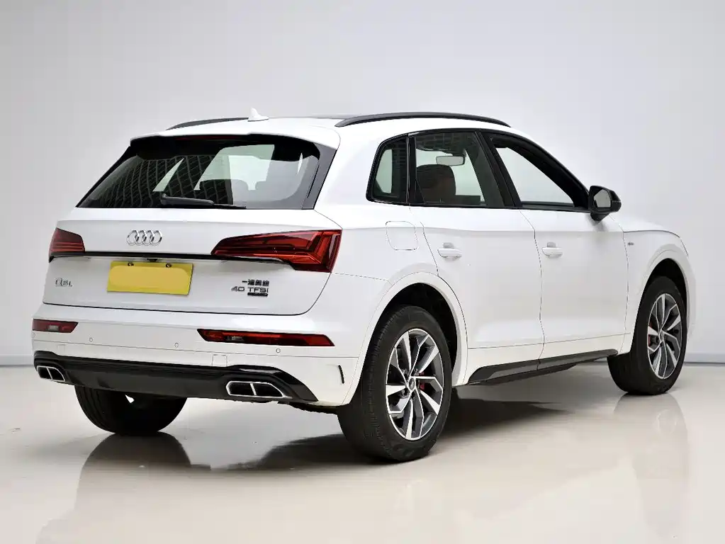 Audi Q5L 2025 — фото 4