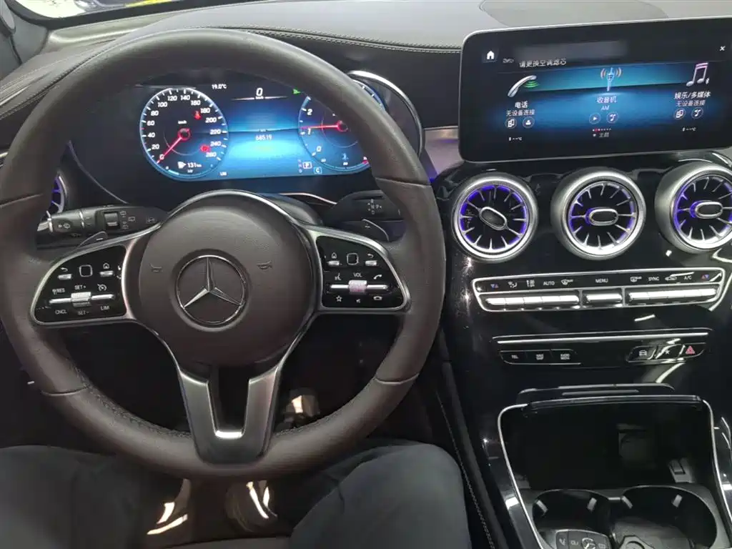 Mercedes-Benz GLC 2021 — фото 10