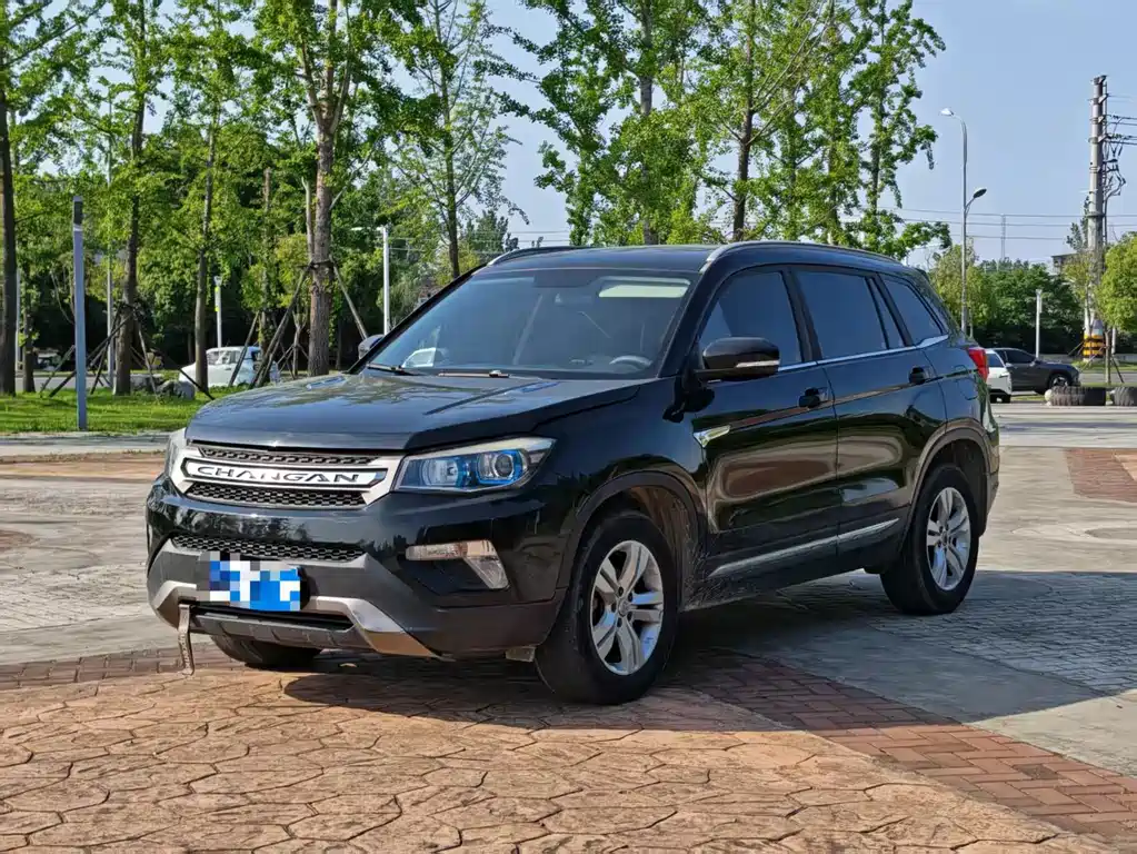 Changan CS75 2016 — фото 1