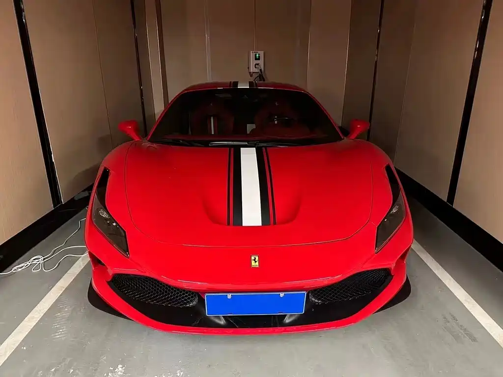 Ferrari F8 2020 — фото 2
