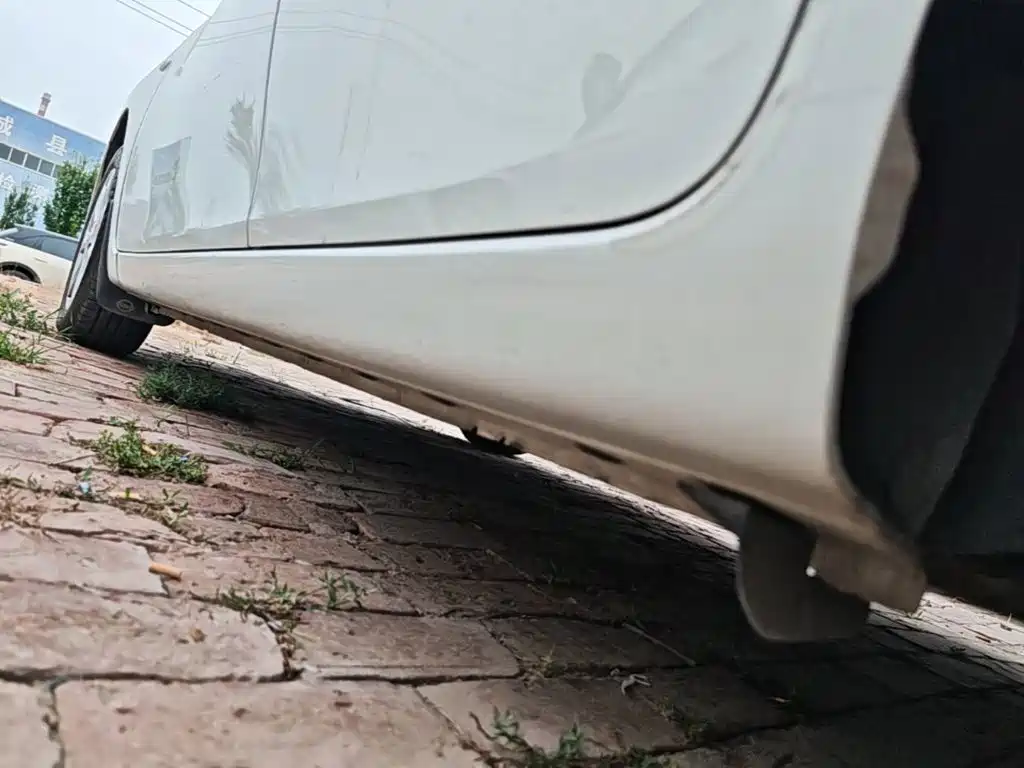 Nissan Tiida 2015 — фото 22