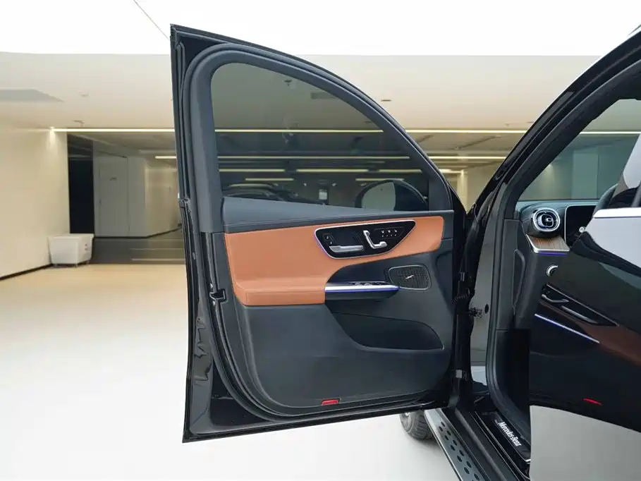 Mercedes-Benz GLC EV 2026 — фото 15