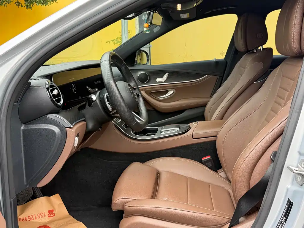 Mercedes-Benz E-Class 2023 — фото 15