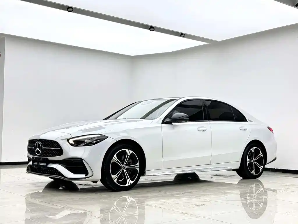 Mercedes-Benz C-Class 2022 — фото 1