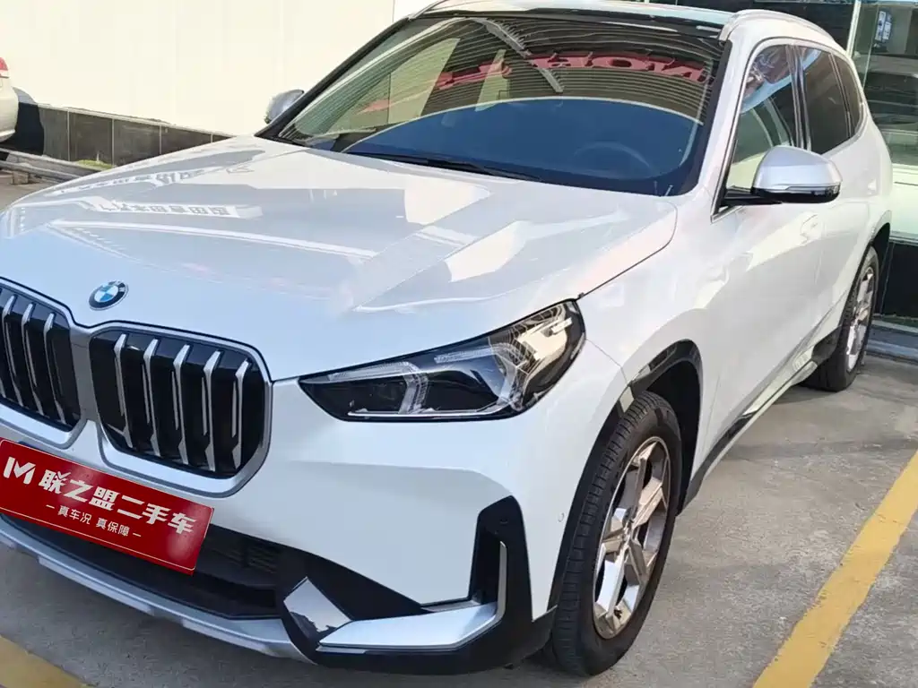 BMW X1 2024 — фото 1