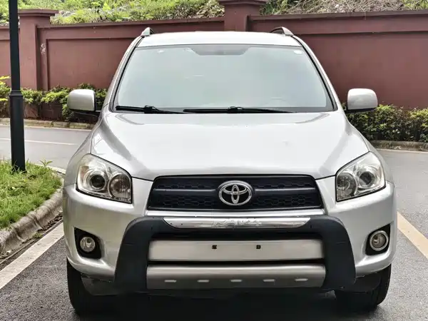 Toyota RAV4 2013
