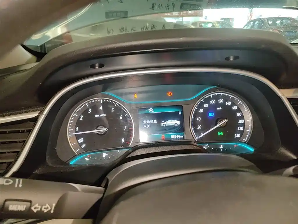 Buick Excelle 2015 — фото 12