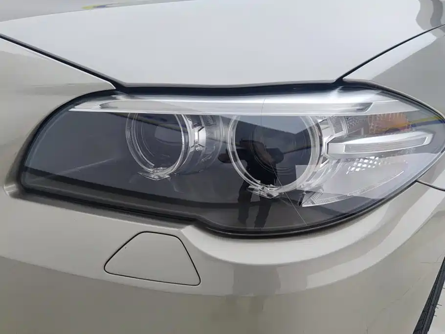BMW 5 Series 2015 — фото 5