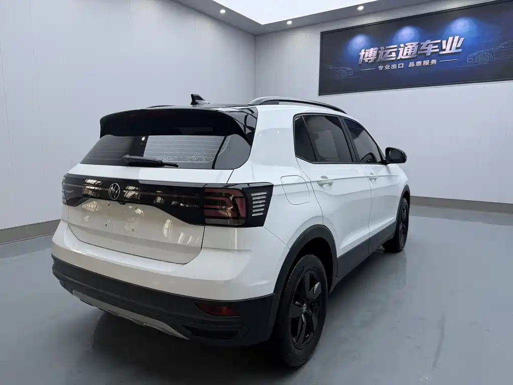Volkswagen T-Cross 2023 — фото 6